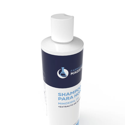 Detalle superior de shampoo para hombre con minoxidil 2 por ciento y extracto de romero de Farmacias Magistrales